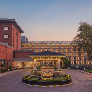 Отель The Soaltee Kathmandu, Autograph Collection, Катманду